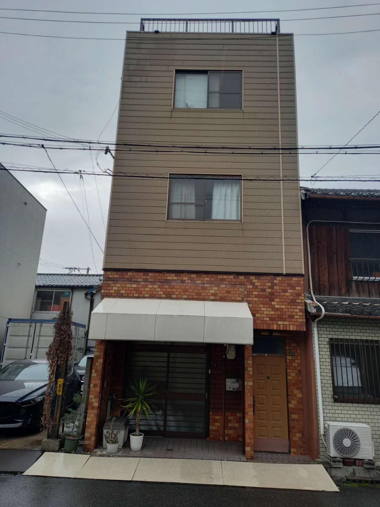 Lucky House Guest House Osaka Esterno foto