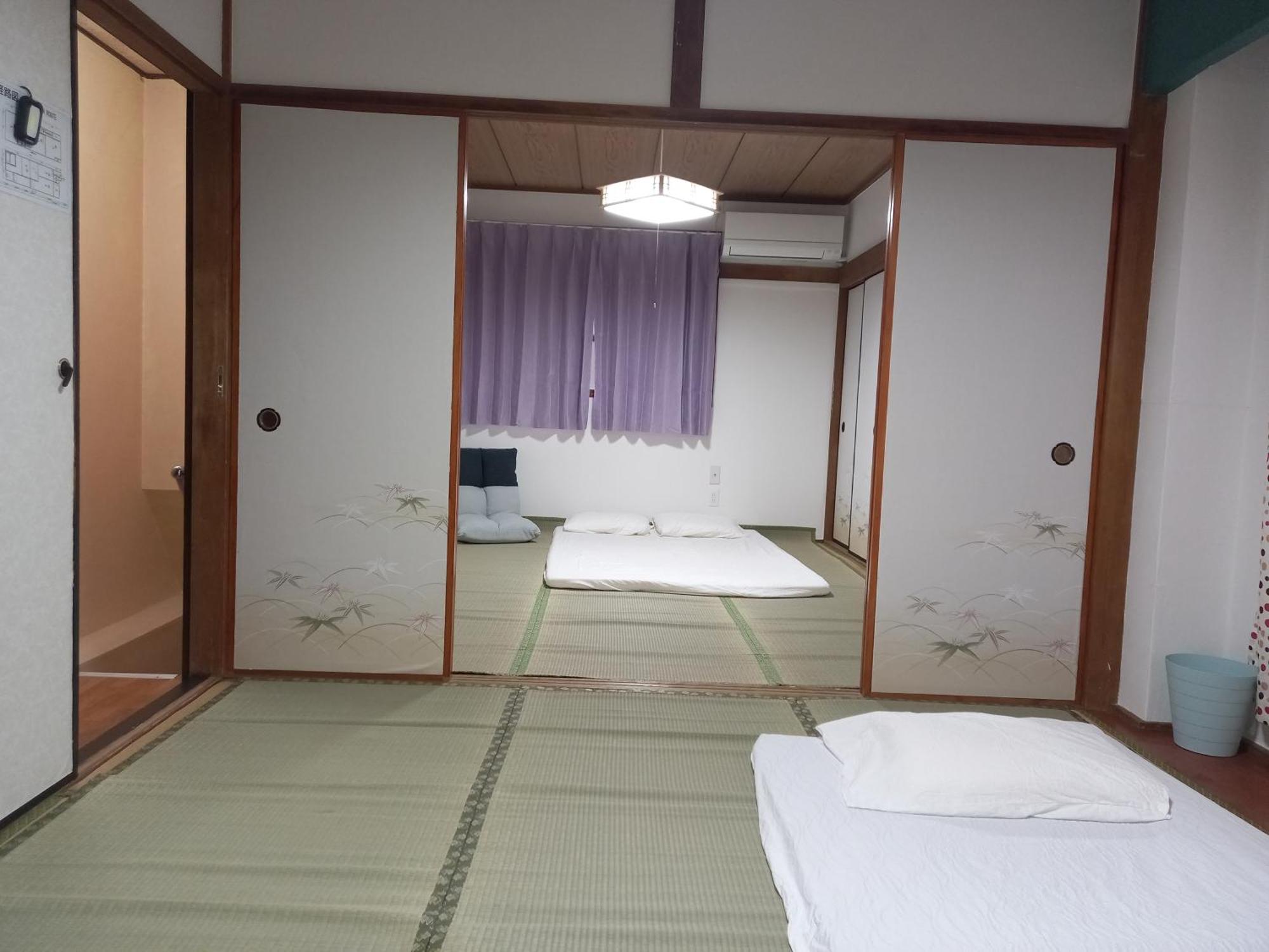 Lucky House Guest House Osaka Esterno foto
