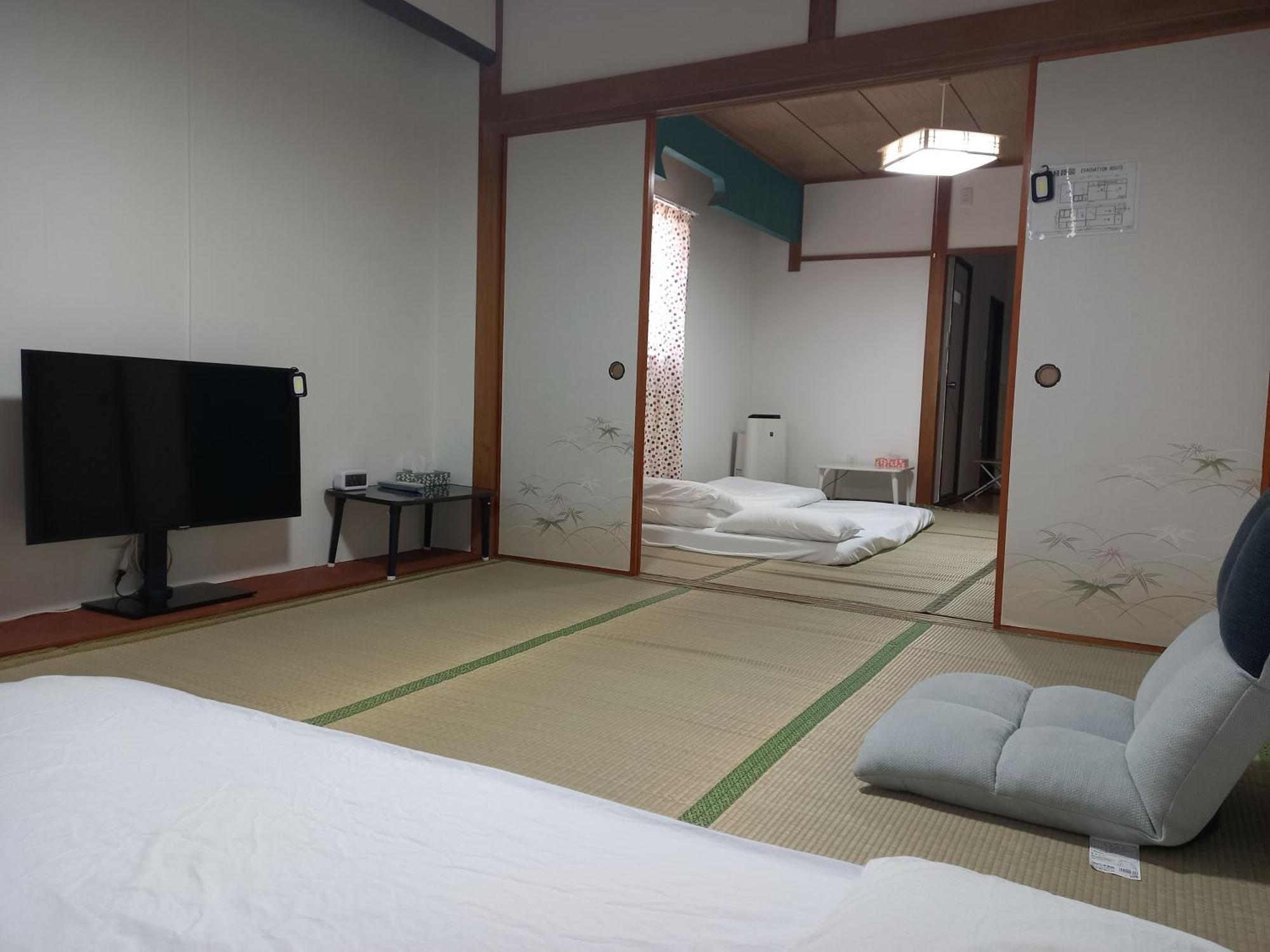 Lucky House Guest House Osaka Esterno foto